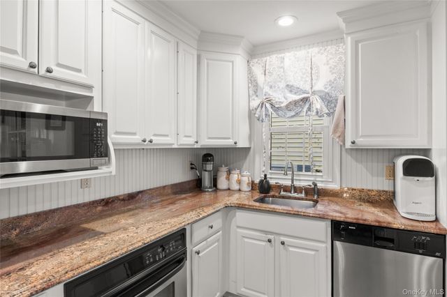 59 E Shore Drive, Massapequa, NY 11758