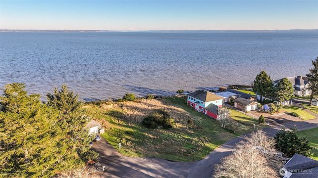 514 Mountain View Court SE, Ocean Shores, WA 98569