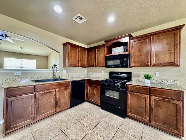 11421 E 110th Place North N, Owasso, OK 74055