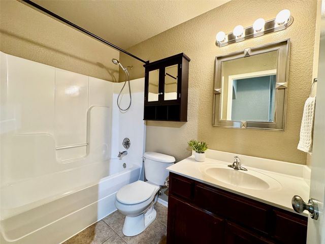 11421 E 110th Place North N, Owasso, OK 74055