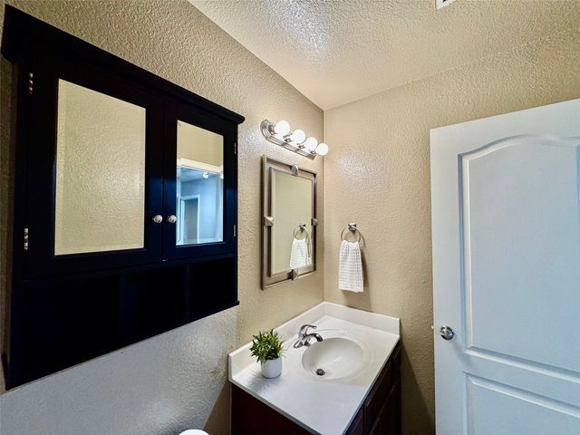11421 E 110th Place North N, Owasso, OK 74055