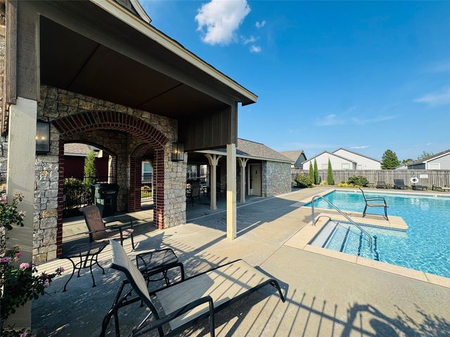 11421 E 110th Place North N, Owasso, OK 74055
