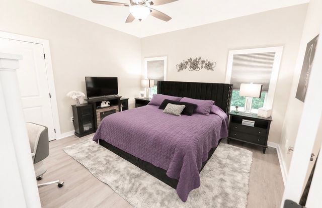 333 Moonlight Dr, Vanleer, TN 37181