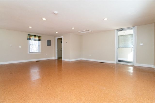 1581 Main Street, Weymouth, MA 02190