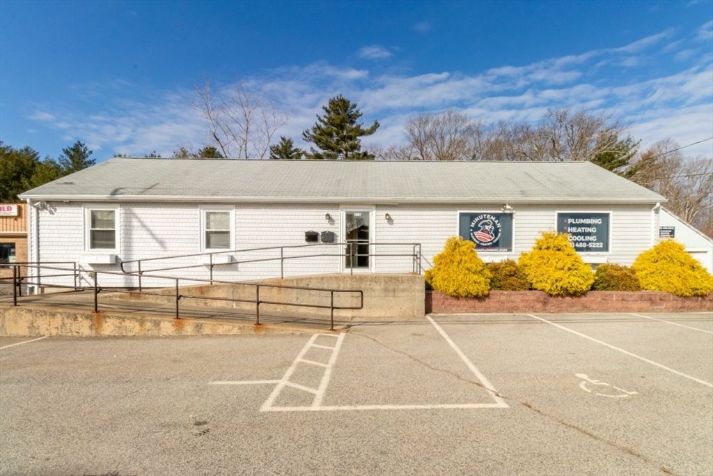 1581 Main Street, Weymouth, MA 02190