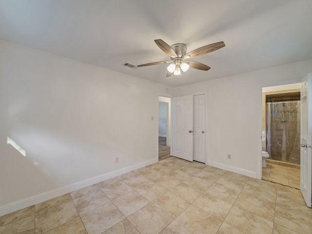 844 Saddle Road, White Settlement, TX 76108