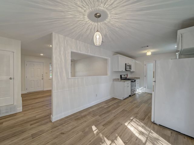 844 Saddle Road, White Settlement, TX 76108