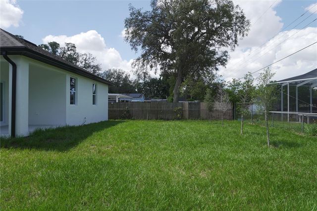 8926 N ORLEANS, Tampa, FL 33604