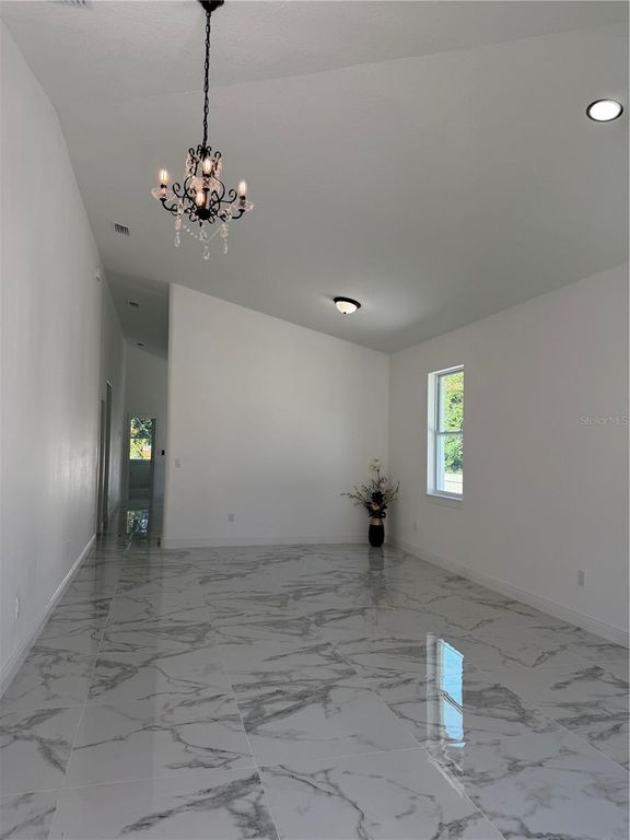 Image 14 of property listing at 8926 N ORLEANS, Tampa, FL 33604