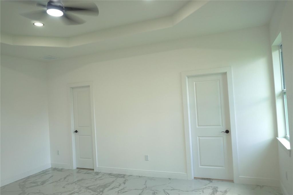 Image 18 of property listing at 8926 N ORLEANS, Tampa, FL 33604