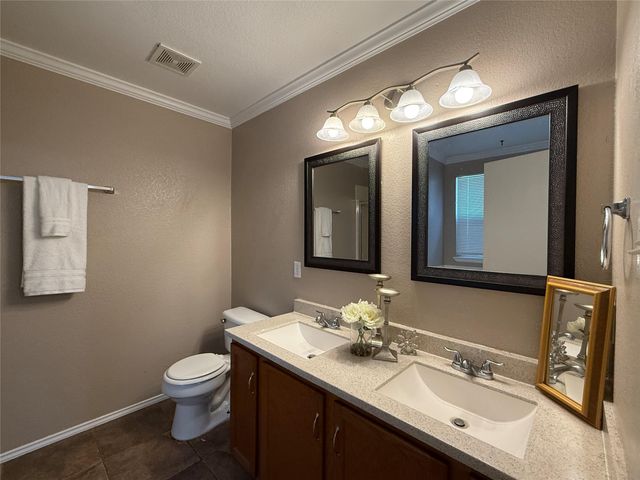 3902 Louise Lee DR, Austin, TX 78725