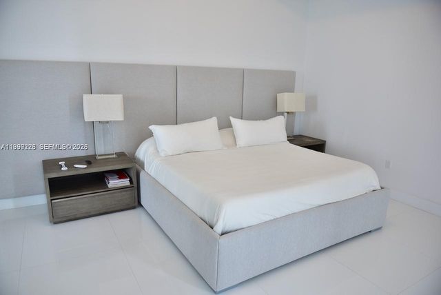17475 Collins Avenue 2802, Sunny Isles Beach, FL 33160