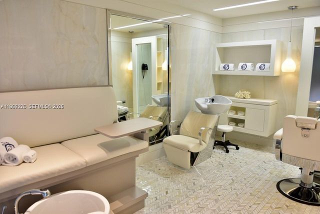 17475 Collins Avenue 2802, Sunny Isles Beach, FL 33160