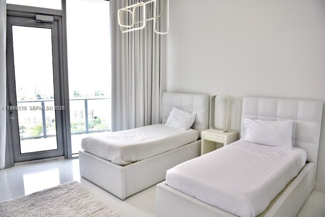 17475 Collins Avenue 2802, Sunny Isles Beach, FL 33160