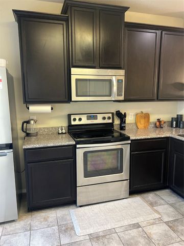 1013 Bruni Court, Aubrey, TX 76227