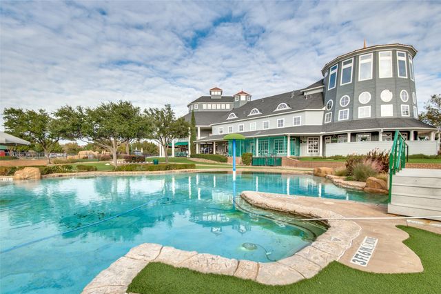 1013 Bruni Court, Aubrey, TX 76227