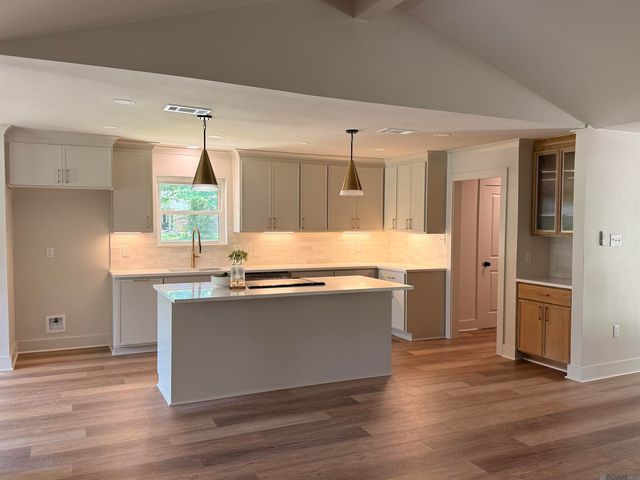 18358 Broussard Rd, Prairieville, LA 70769