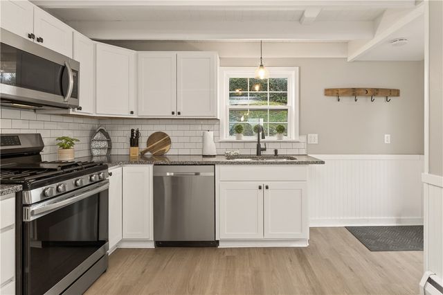 2493 Lower Lake Rd, Seneca Falls, NY 13148