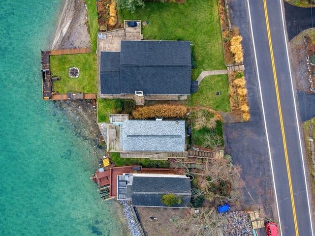 2493 Lower Lake Rd, Seneca Falls, NY 13148