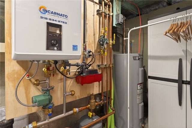 2493 Lower Lake Rd, Seneca Falls, NY 13148