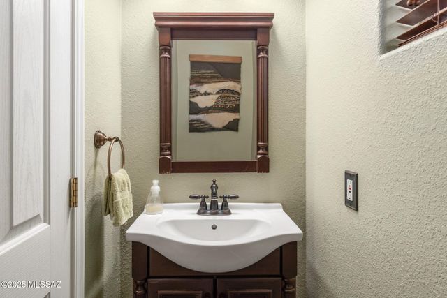 5344 E Calle Vista De Colores, Tucson, AZ 85711