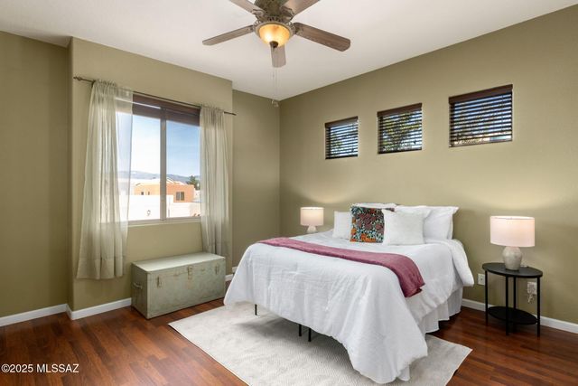 5344 E Calle Vista De Colores, Tucson, AZ 85711