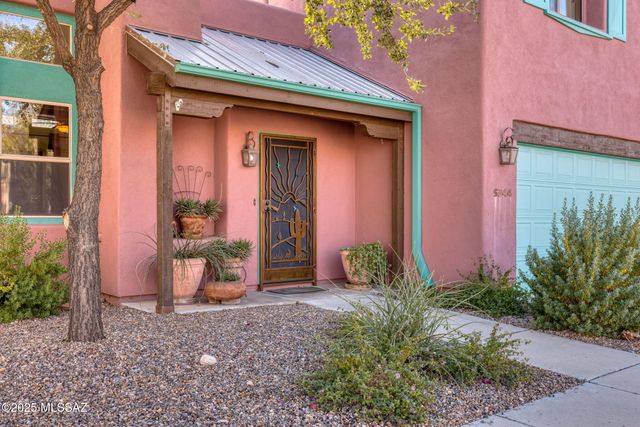 5344 E Calle Vista De Colores, Tucson, AZ 85711