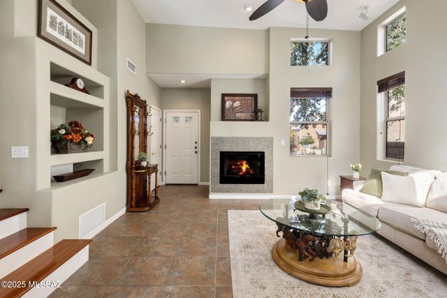 5344 E Calle Vista De Colores, Tucson, AZ 85711