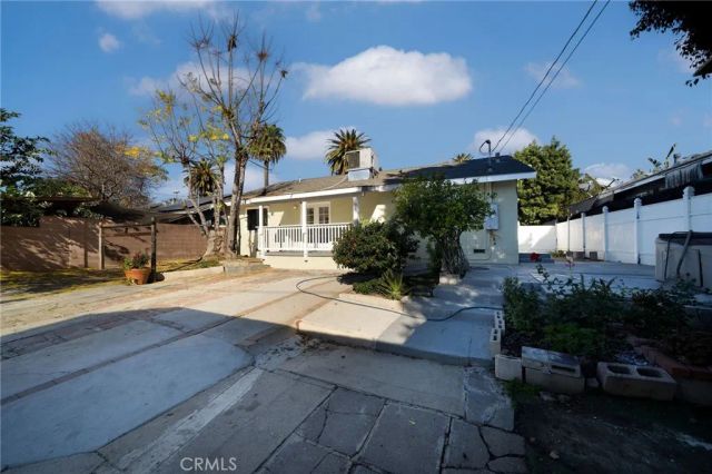 20644 Sherman Way, Winnetka, CA 91306