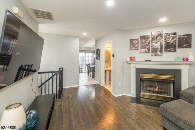 305 Tulsa Ct, Independence Twp., NJ 07840