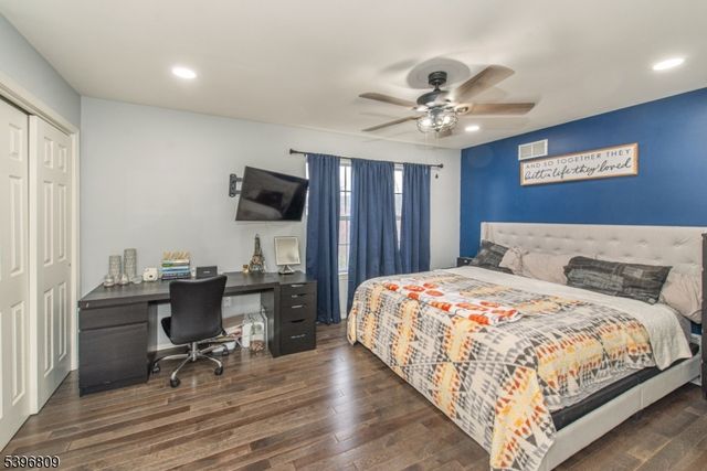 305 Tulsa Ct, Independence Twp., NJ 07840