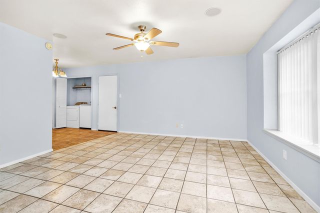 117 N Forest Drive, Willis, TX 77378