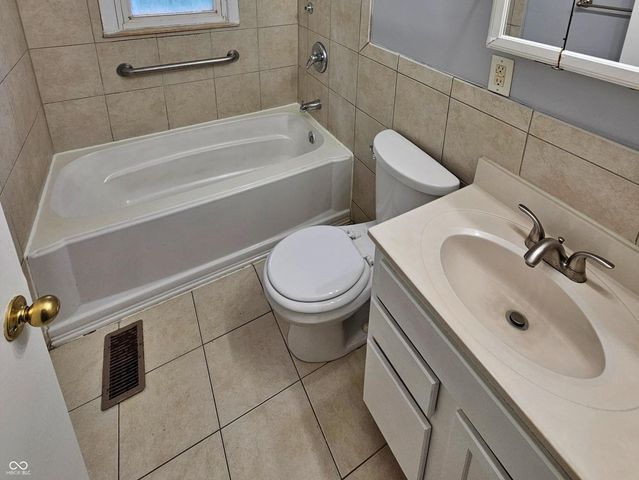 5541 E 40th Street, Indianapolis, IN 46226