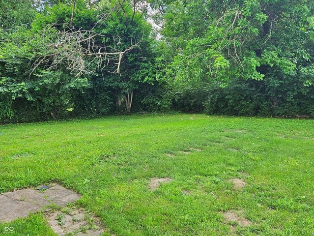 5541 E 40th Street, Indianapolis, IN 46226