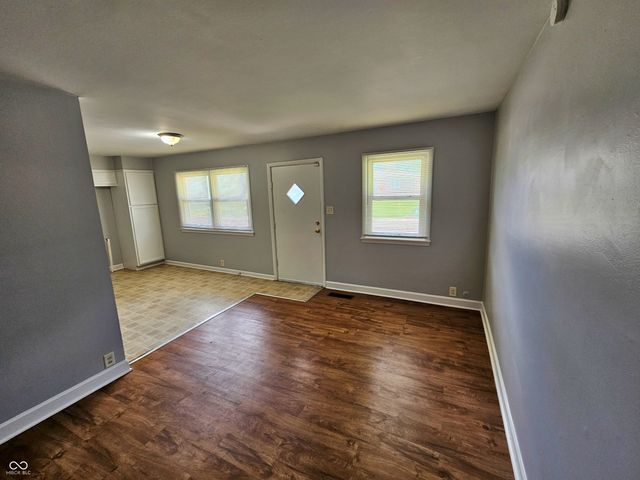 5541 E 40th Street, Indianapolis, IN 46226