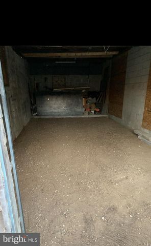 2732 N ORKNEY ST, Philadelphia, PA 19133