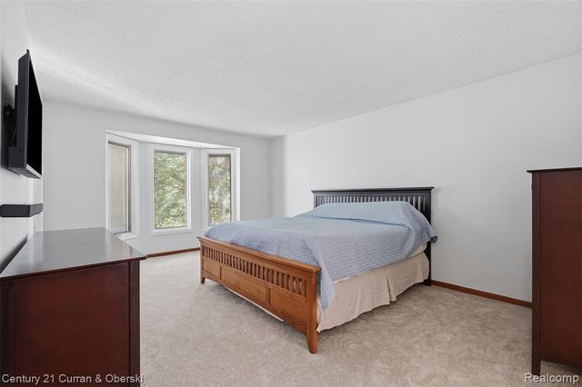 47008 Cider Mill Drive, Novi, MI 48374