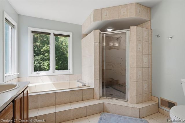 47008 Cider Mill Drive, Novi, MI 48374