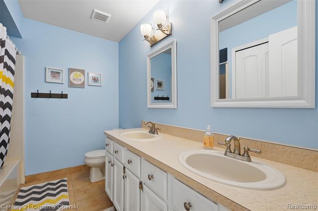 47008 Cider Mill Drive, Novi, MI 48374