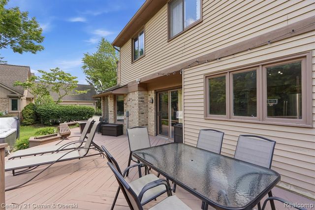 47008 Cider Mill Drive, Novi, MI 48374
