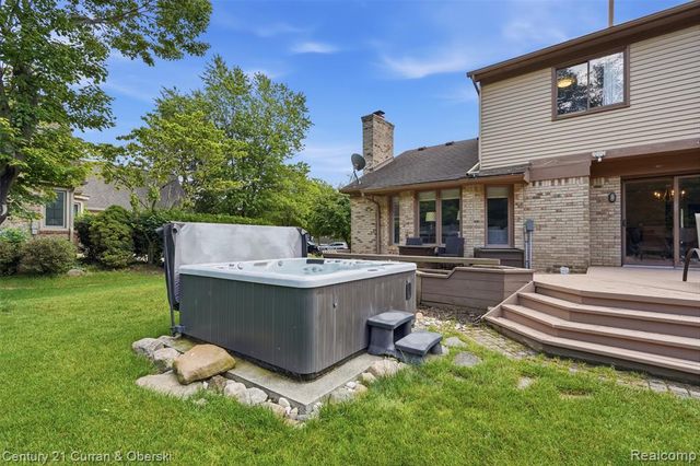 47008 Cider Mill Drive, Novi, MI 48374
