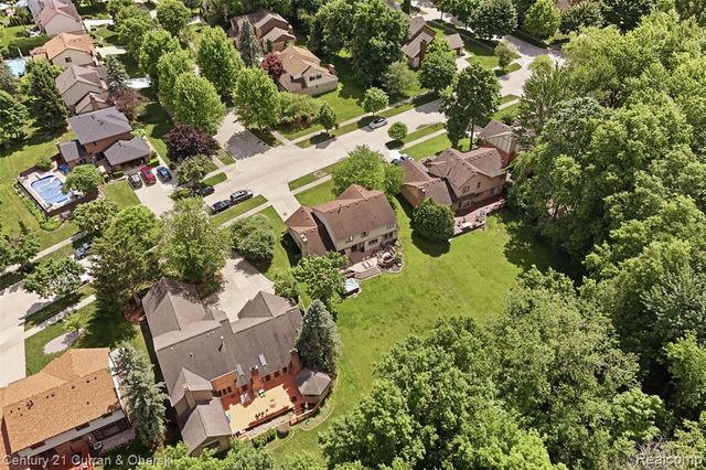 47008 Cider Mill Drive, Novi, MI 48374