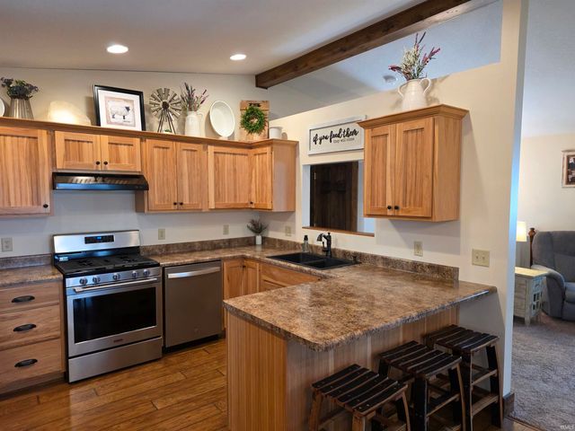 8125 E U.S. 33 Highway, Churubusco, IN 46723