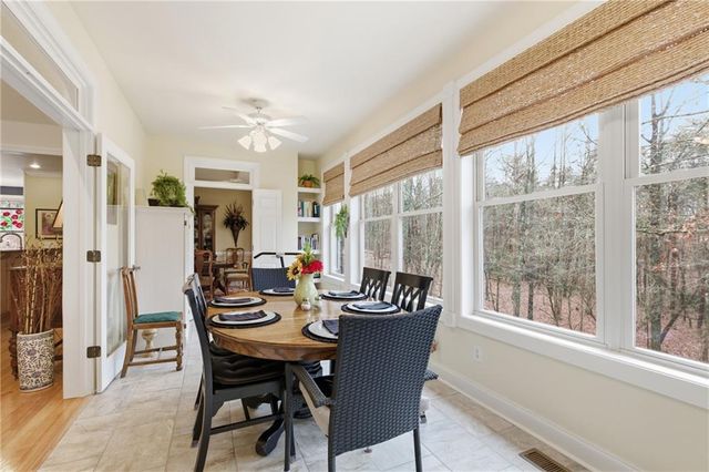 335 Laurel Place Drive, Cornelia, GA 30531