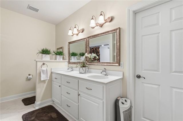 335 Laurel Place Drive, Cornelia, GA 30531