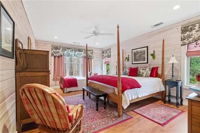 335 Laurel Place Drive, Cornelia, GA 30531