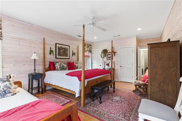 335 Laurel Place Drive, Cornelia, GA 30531