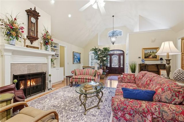 335 Laurel Place Drive, Cornelia, GA 30531