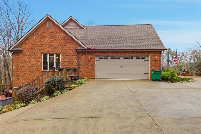 335 Laurel Place Drive, Cornelia, GA 30531