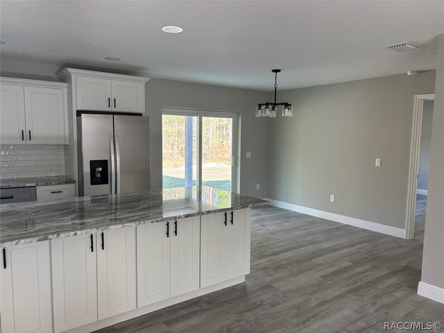 9179 N Commodore Drive, Dunnellon, FL 34434